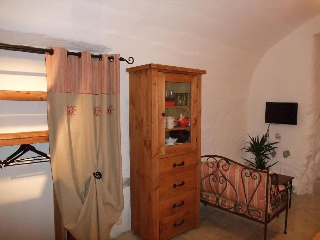 Tournon-sur-Rhône Le Domaine Du Grand Cellier Gites Appartement En Savoie מראה חיצוני תמונה